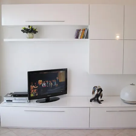 Apartment Silky House With Private Parking Como