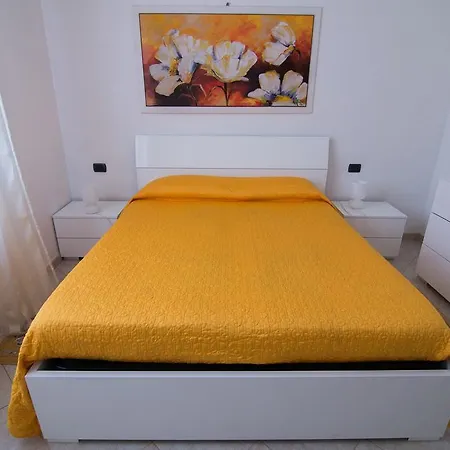 Silky House With Private Parking Apartman Como