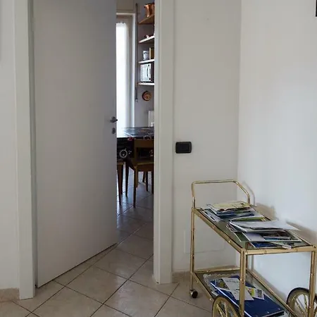 Silky House With Private Parking * Como