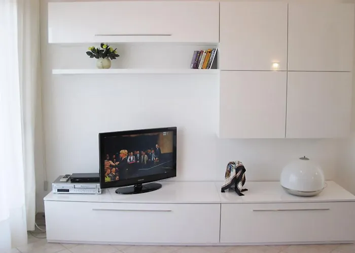 Apartman Silky House With Private Parking Como