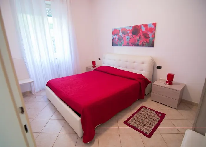 Silky House With Private Parking Apartman