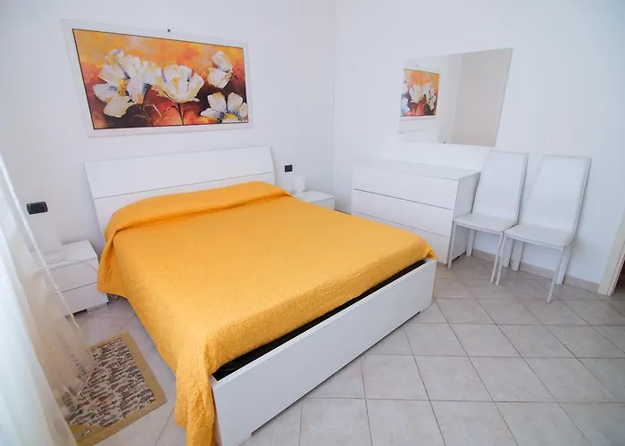 Silky House With Private Parking Apartman