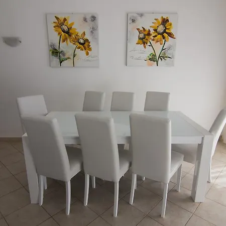Apartamento Silky House With Private Parking