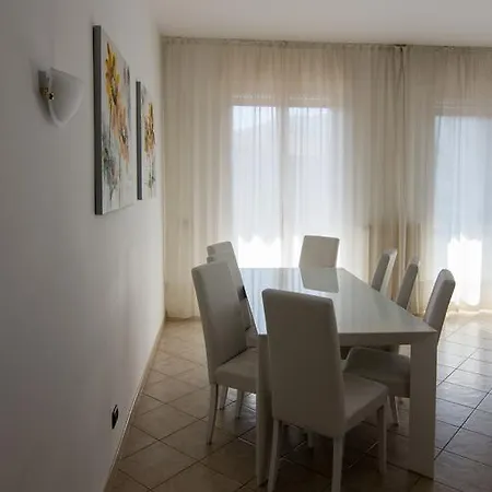 Apartamento Silky House With Private Parking *